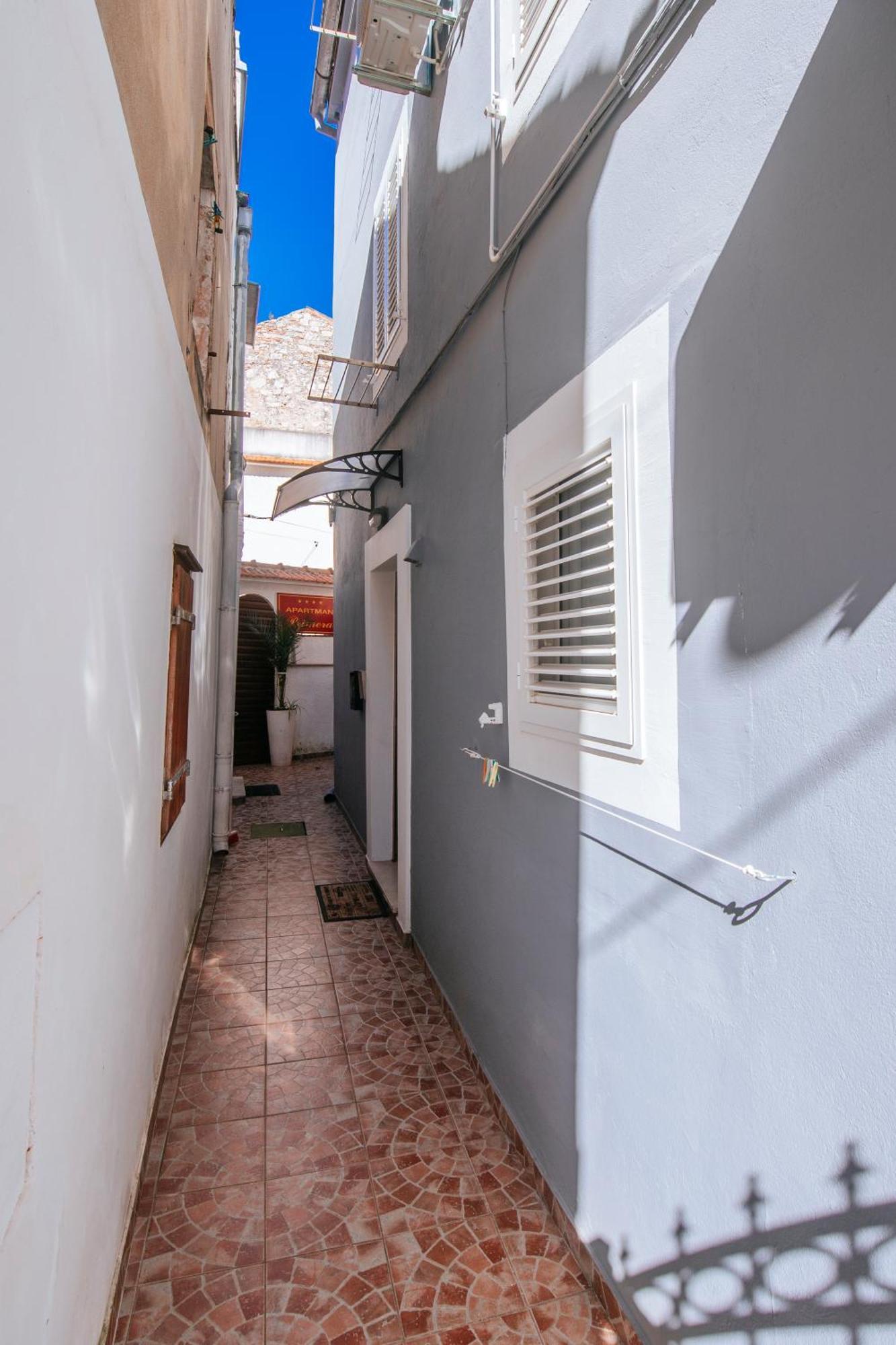 Appartement Ema House à Zadar Extérieur photo