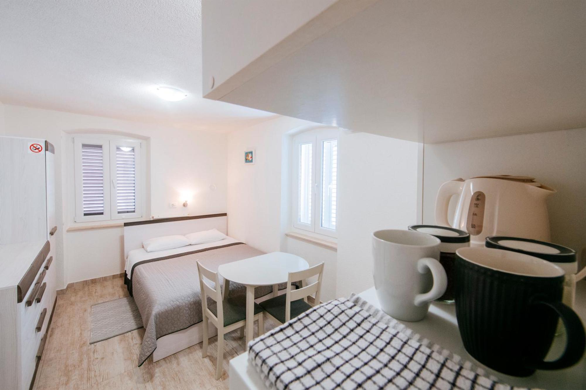 Appartement Ema House à Zadar Extérieur photo